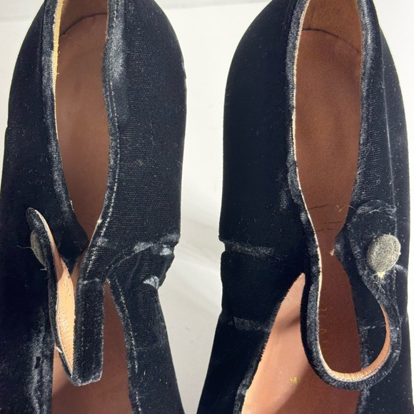 Prada Mary Jane Crushed Velvet Heels Women’s Size 38 - Picture 5 of 15